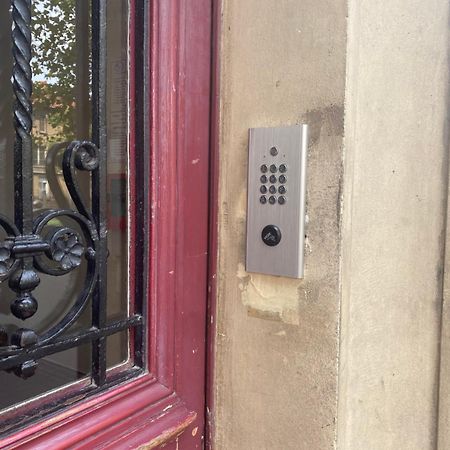 Appartement Magnifique Paris 18 エクステリア 写真