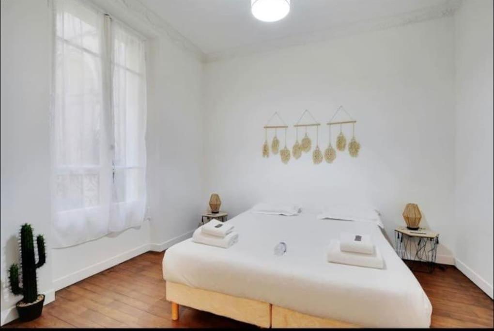 Appartement Magnifique Paris 18 エクステリア 写真