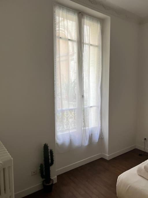 Appartement Magnifique Paris 18 エクステリア 写真